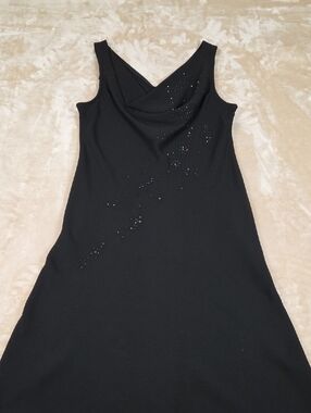 S.L. Fashions Black Sleeveless Dress